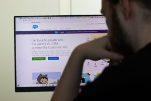 セールスフォース　管理会計 Salesforce